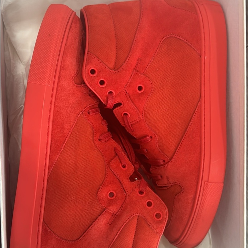 Authentic Balenciaga Red Rogue Sneaker Pelle
Sixe Uk 41 / US 10 - Picture 3 of 4